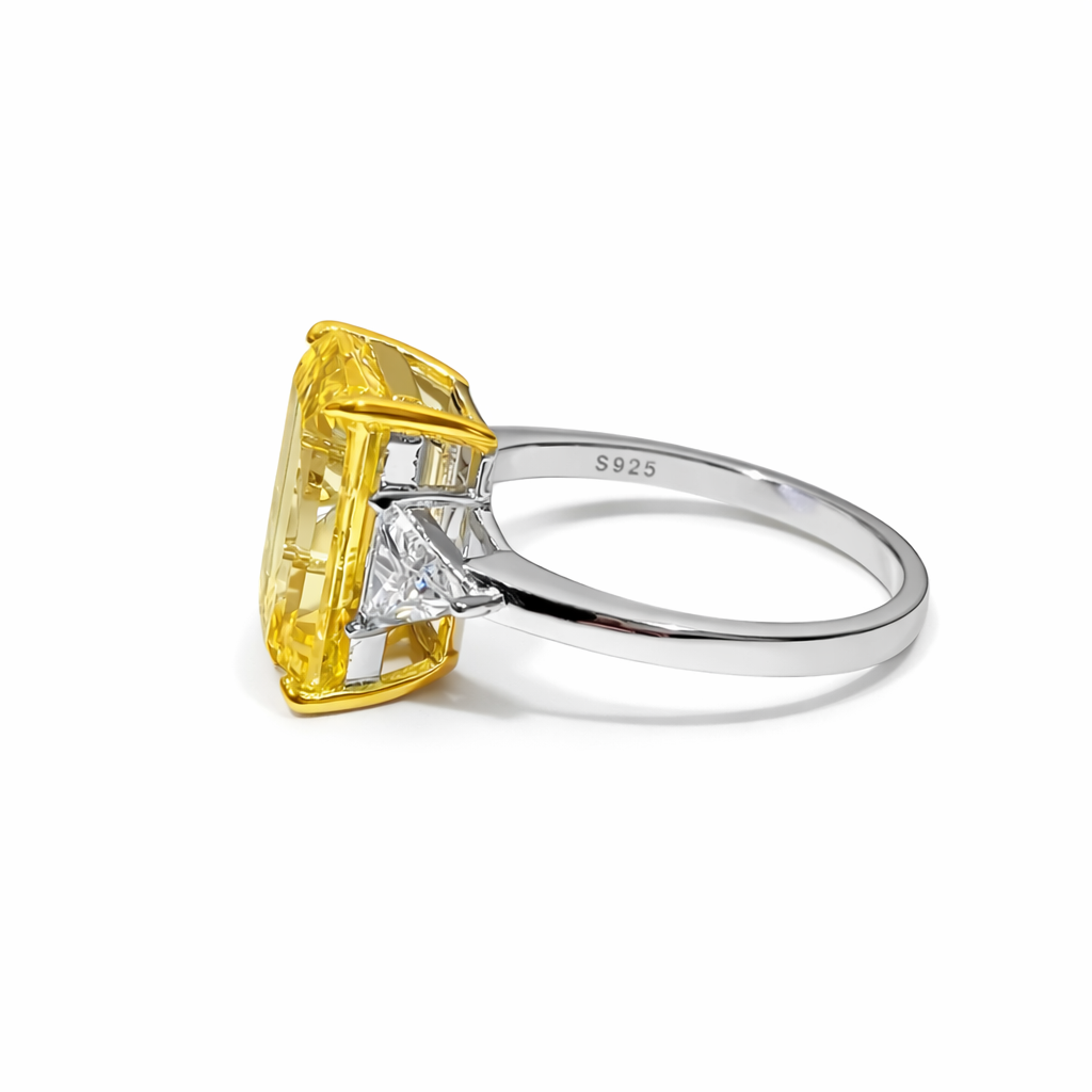 СРІБНА КАБЛУЧКА З ЖОВТИМ КАМЕНЕМ (очікуємо через 2,5 тижня)